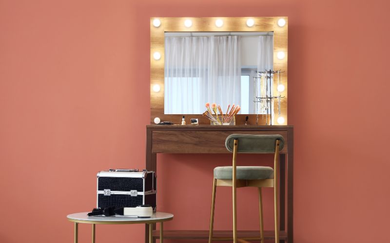 Makeup Mirrors with Lighting